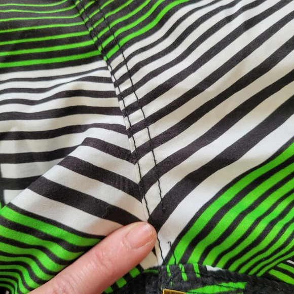 Maui and Sons Green Black White Striped Geometric Board Shorts Size Men's 30 - Picture 8 of 10